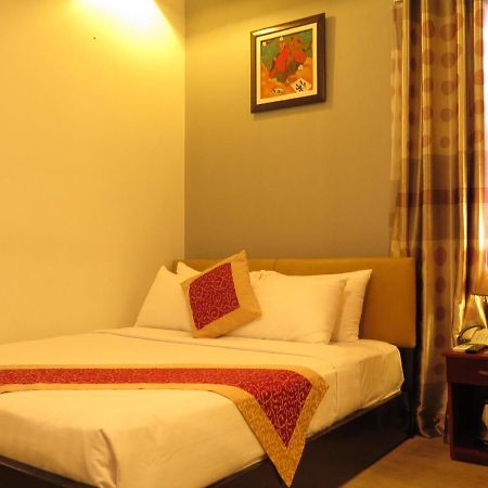 Sunflowers Hotel Airport Ho Chi Minh-stad Buitenkant foto