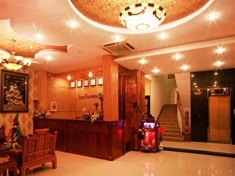 Sunflowers Hotel Airport Ho Chi Minh-stad Buitenkant foto