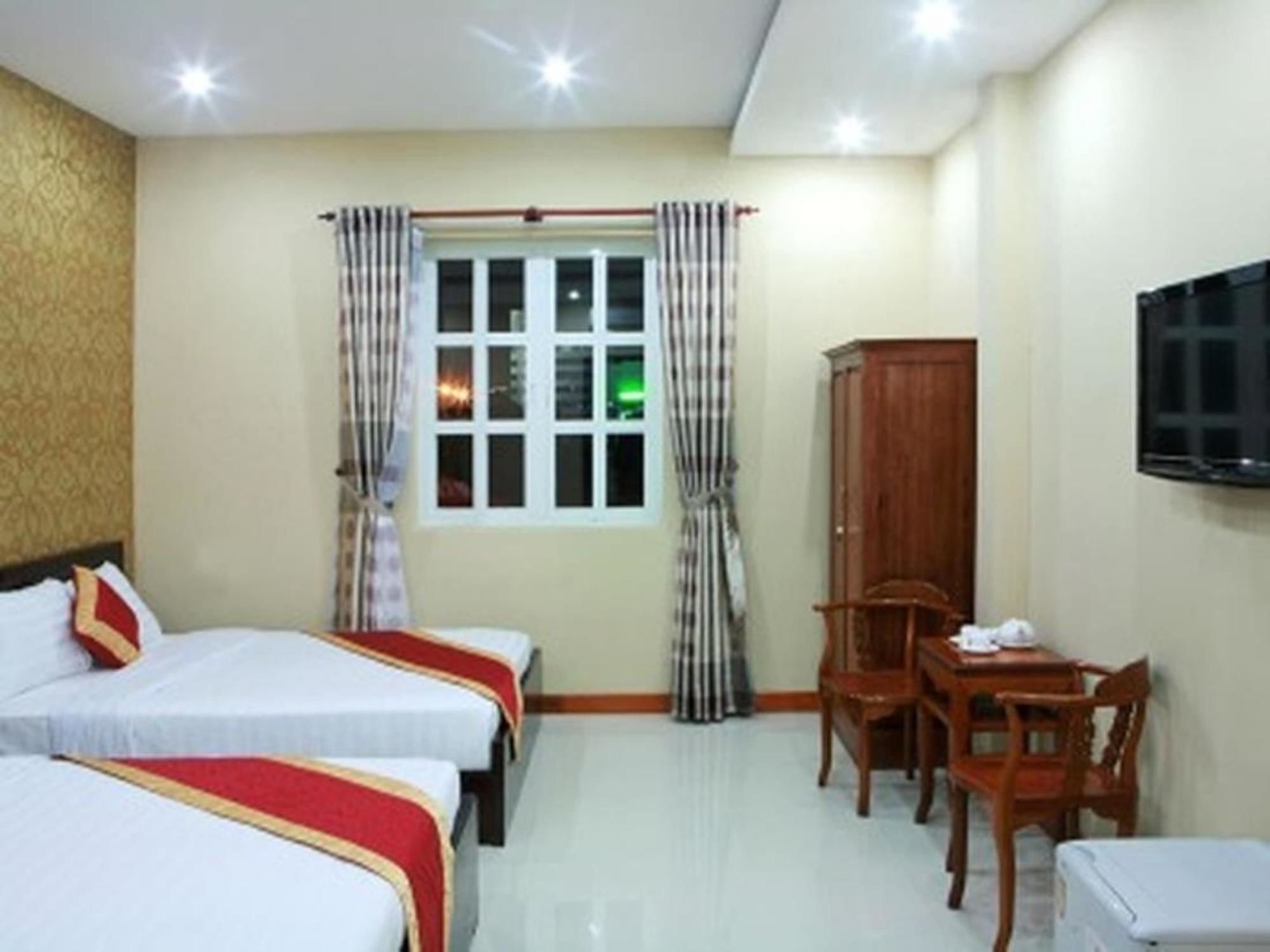 Sunflowers Hotel Airport Ho Chi Minh-stad Buitenkant foto