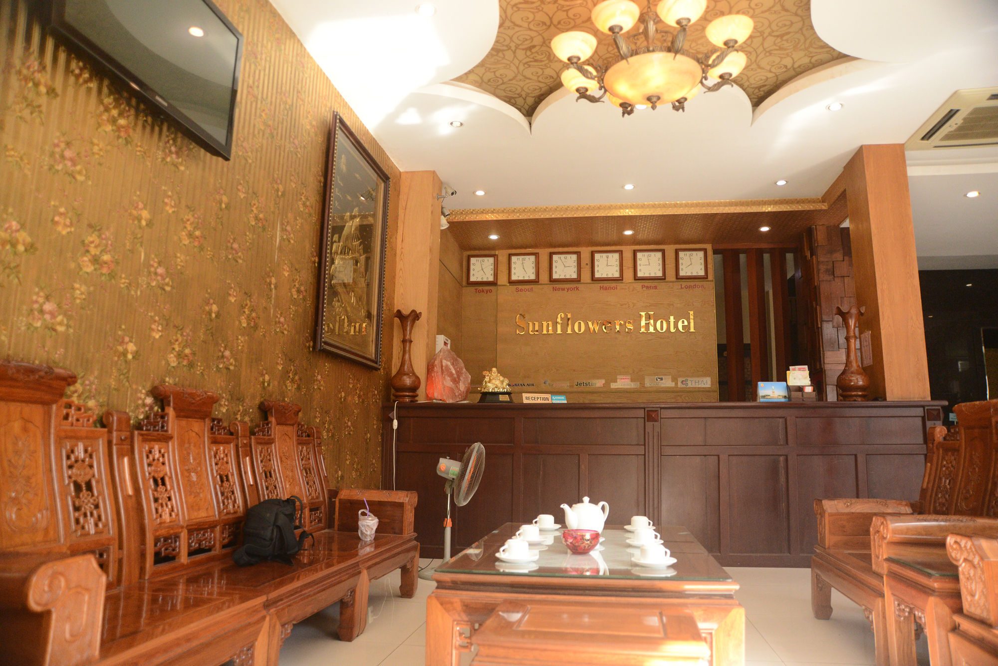 Sunflowers Hotel Airport Ho Chi Minh-stad Buitenkant foto
