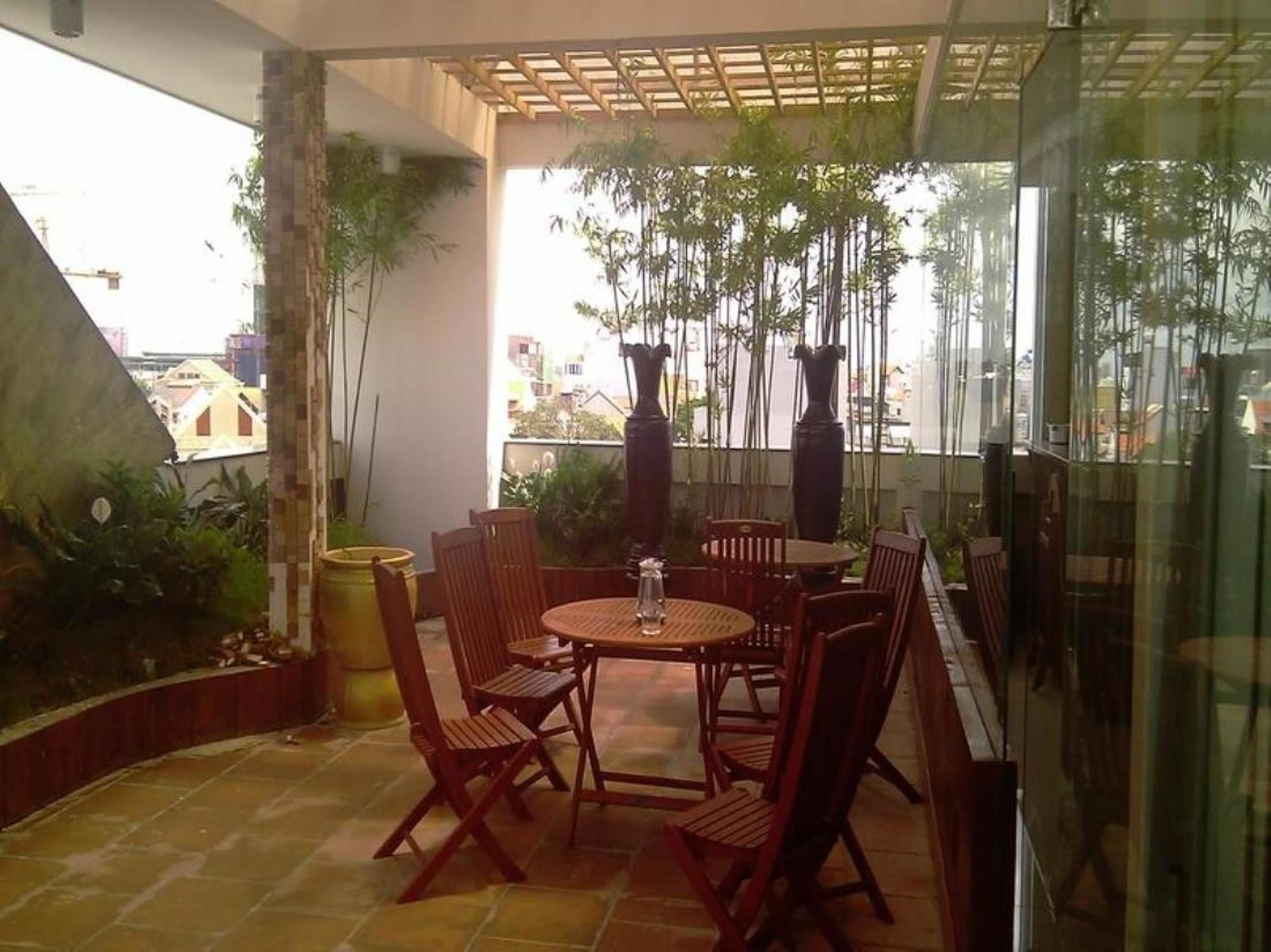 Sunflowers Hotel Airport Ho Chi Minh-stad Buitenkant foto